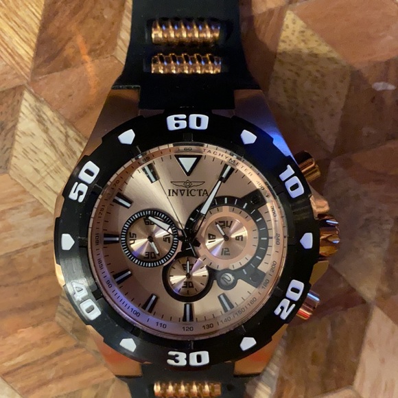 Invicta pro driver model 24683 rose gold rubber strap - Picture 2 of 6
